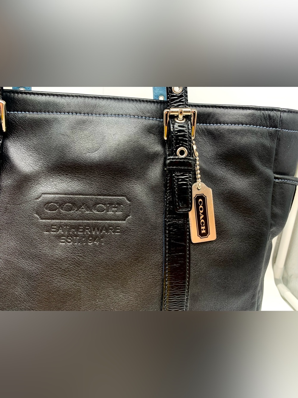 Coach Vintage Leatherware Tote 5787 Black W/Blue Interior, Patent Leather Trim - Picture 5 of 15